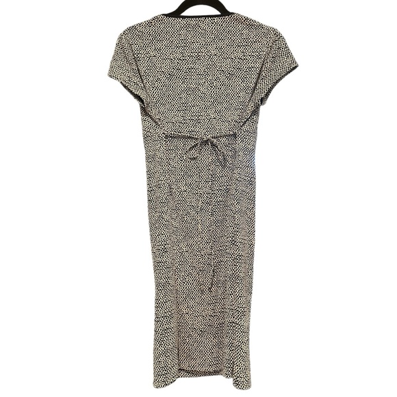 Motherhood Dress Black and White print Empire waist with Tie back. - Picture 2 of 5